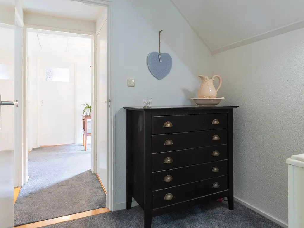 Bernhardstraat 12, AVENHORN