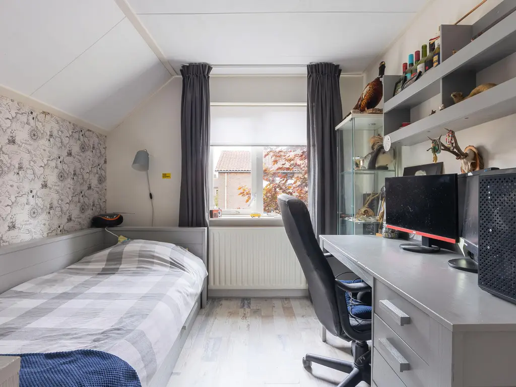 Bernhardstraat 12, AVENHORN