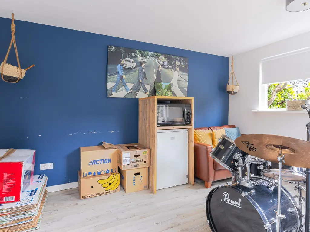 Bernhardstraat 12, AVENHORN