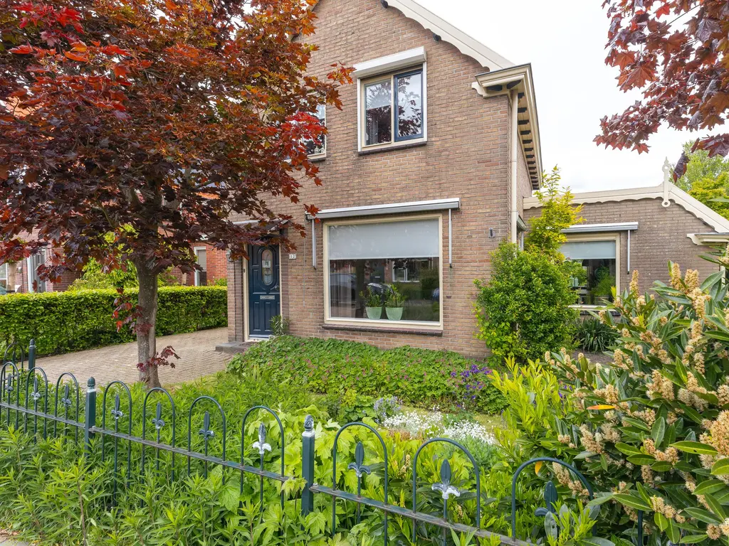 Bernhardstraat 12, AVENHORN