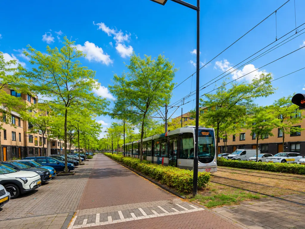 Avenue Carré 184, BARENDRECHT