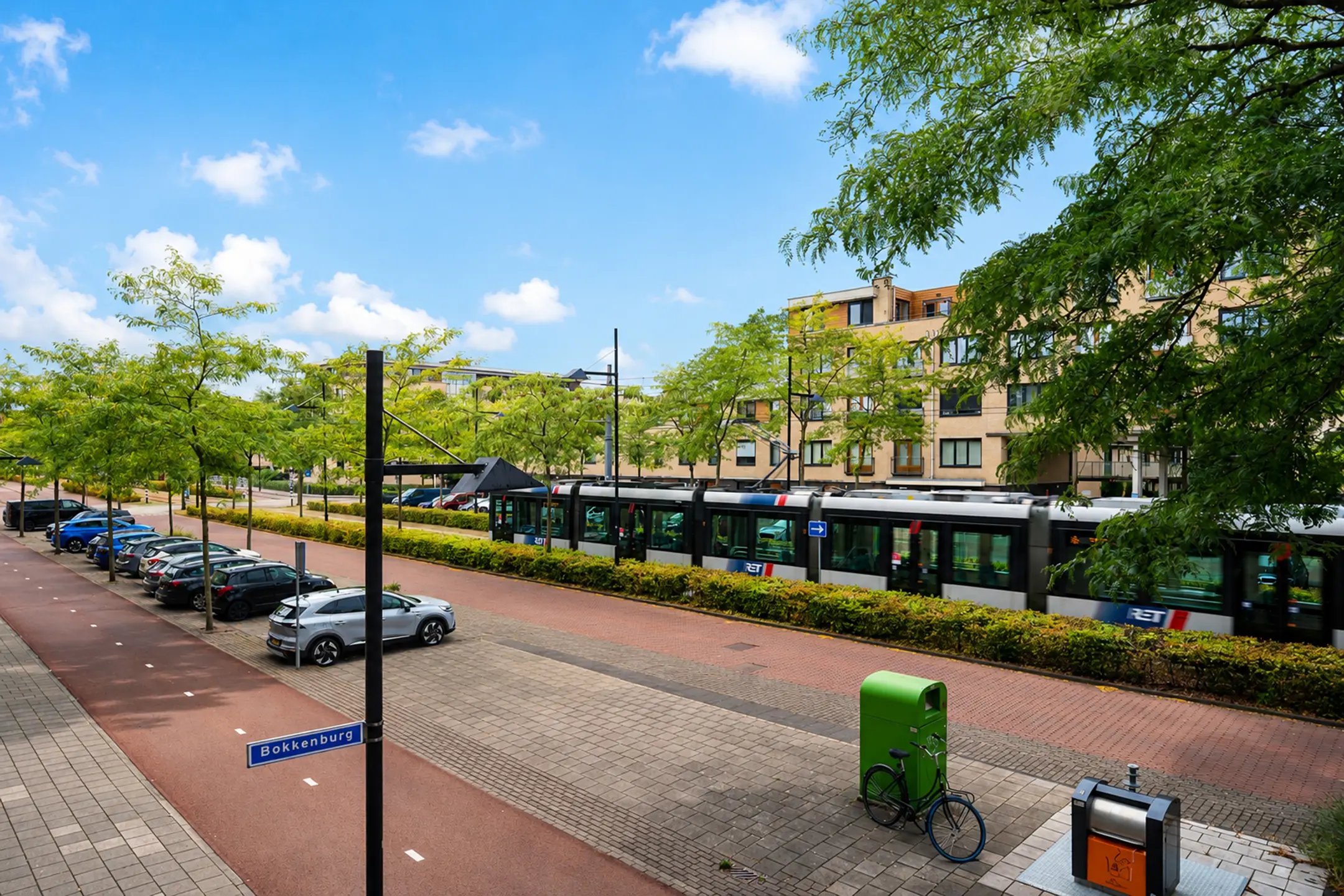 Avenue Carré 184