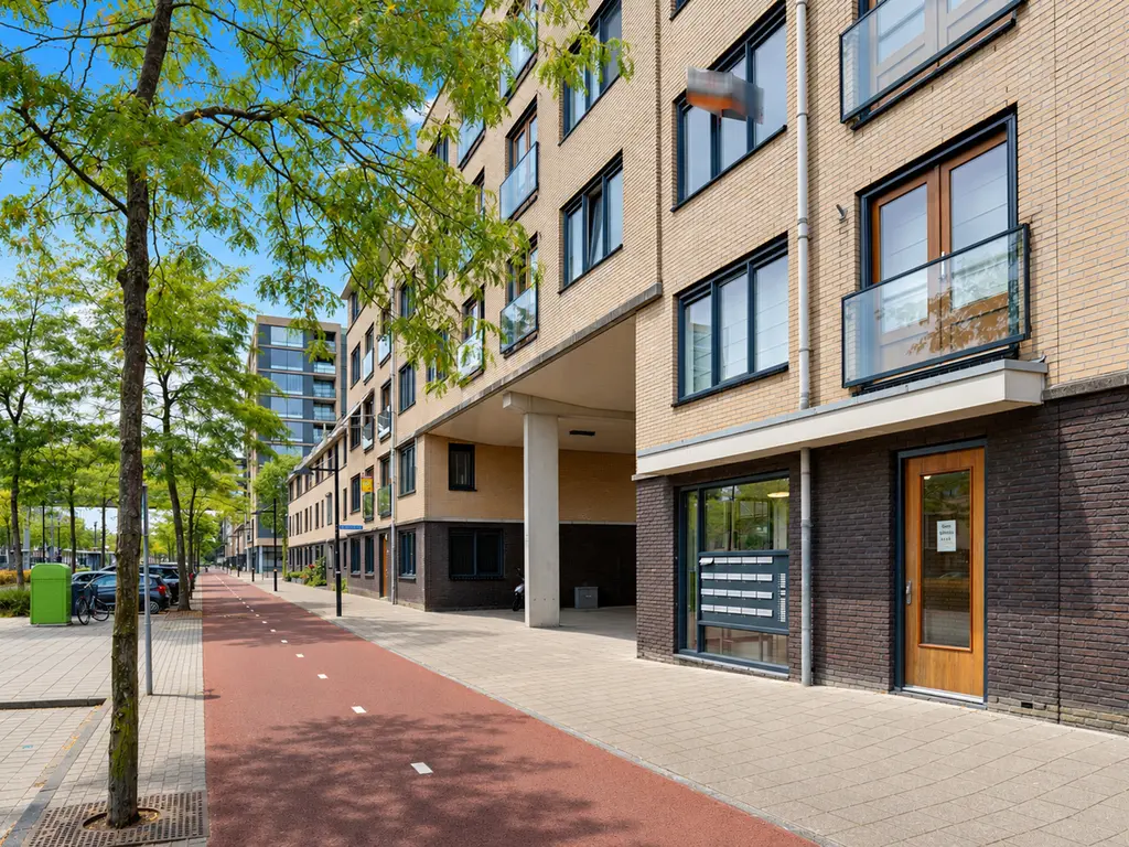 Avenue Carré 184, BARENDRECHT