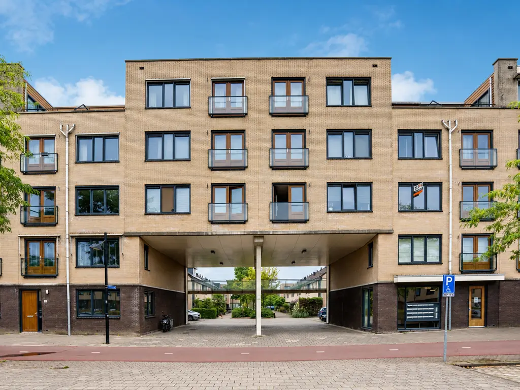 Avenue Carré 184, BARENDRECHT