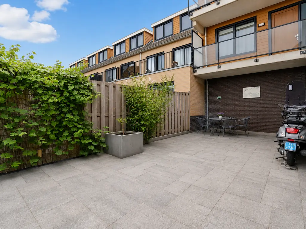 Avenue Carré 184, BARENDRECHT