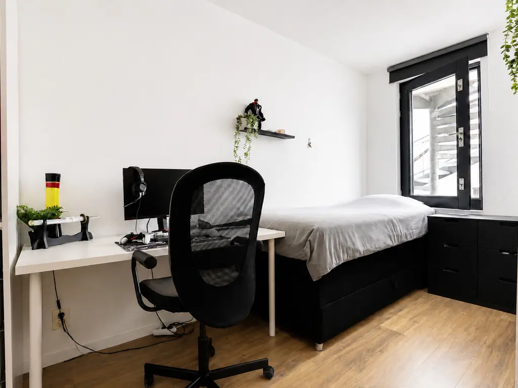 Avenue Carré 184, BARENDRECHT