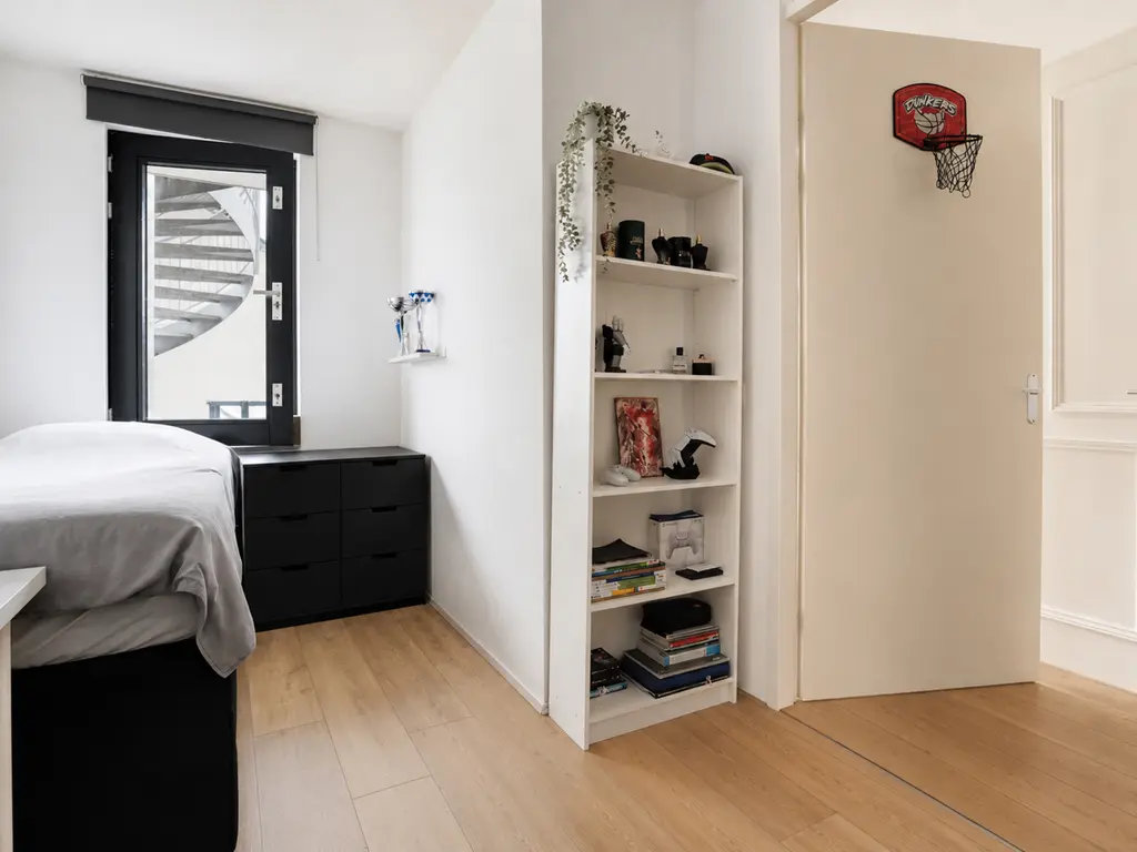 Avenue Carré 184, BARENDRECHT