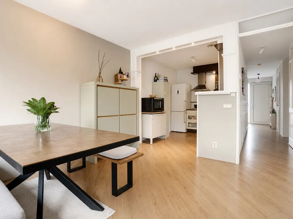 Avenue Carré 184, BARENDRECHT