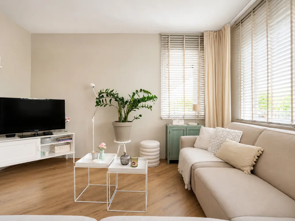 Avenue Carré 184, BARENDRECHT
