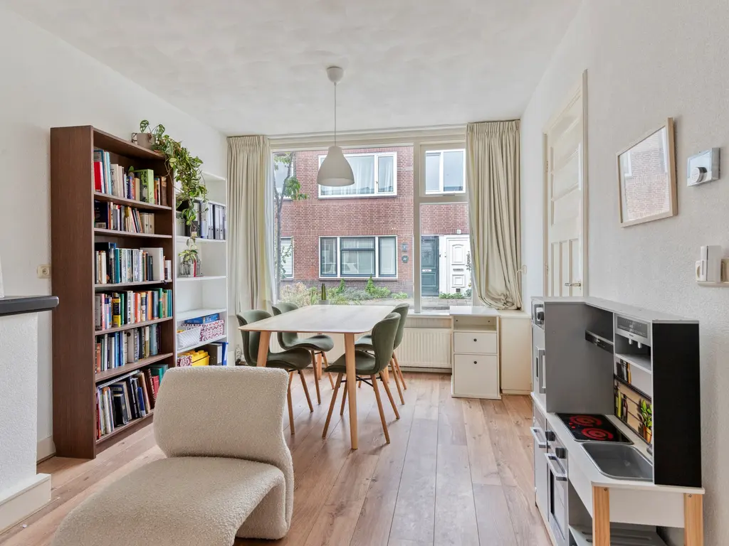 Roemer Visscherstraat 37, Leiden