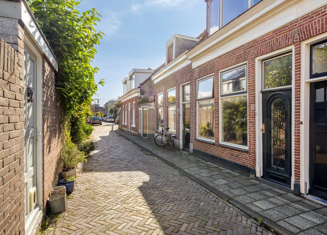 Bloemistenlaan 12