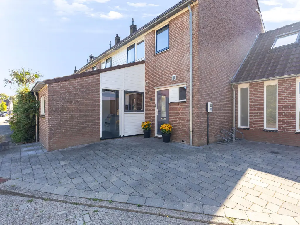 De Uitspanning 19, BLOKKER