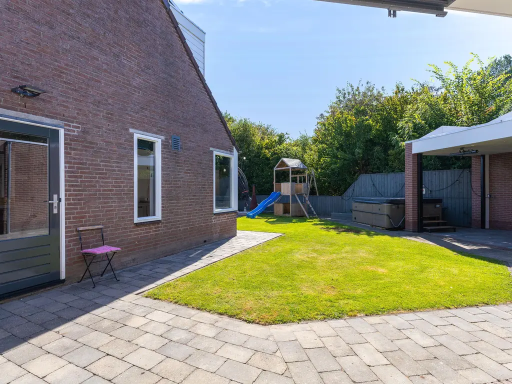 De Uitspanning 19, BLOKKER