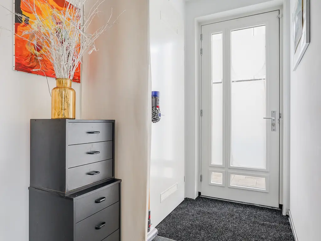 Biancaland 63, Den Haag