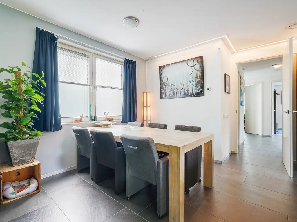 Biancaland 63, Den Haag