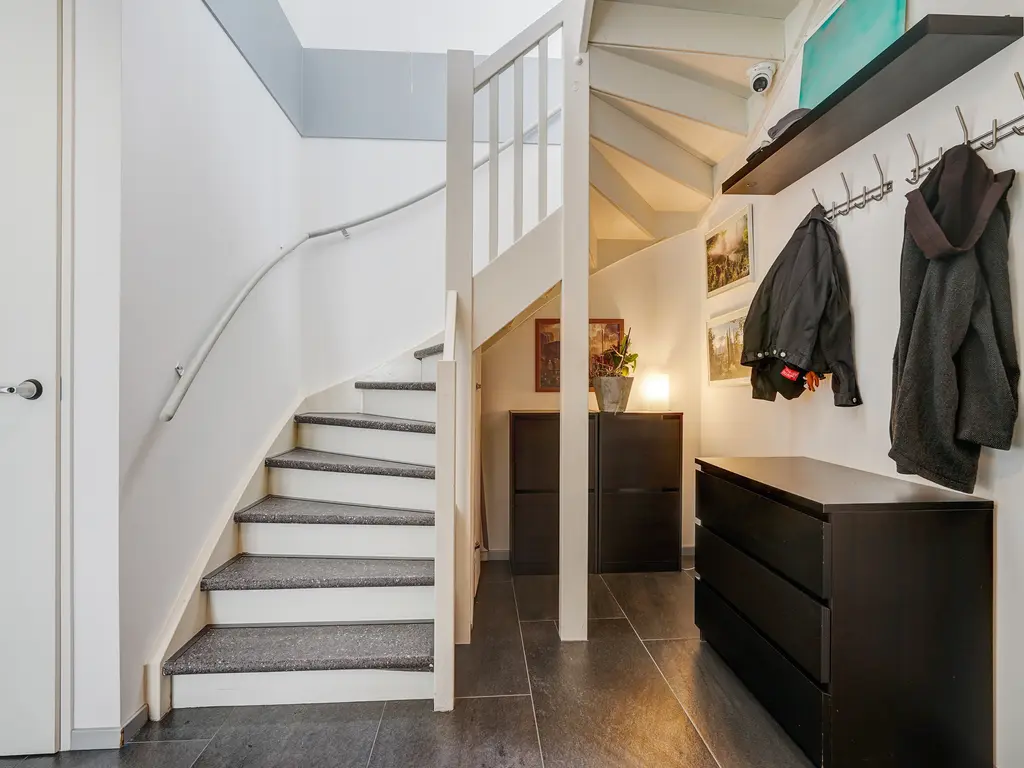 Biancaland 63, Den Haag