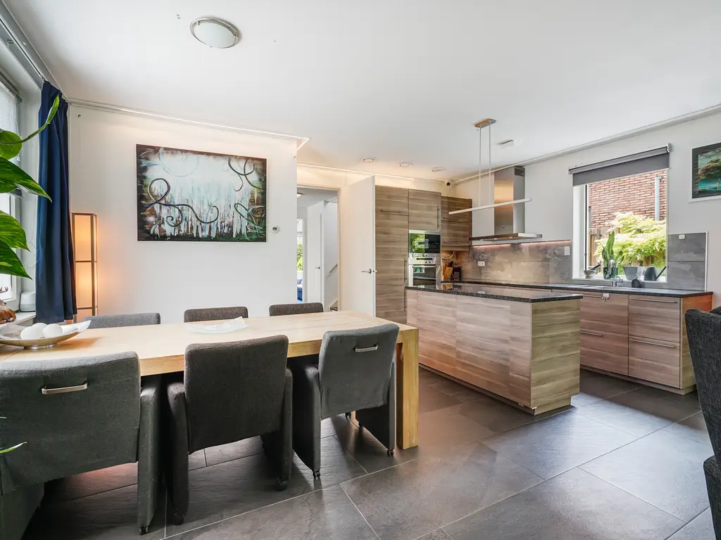 Biancaland 63, Den Haag