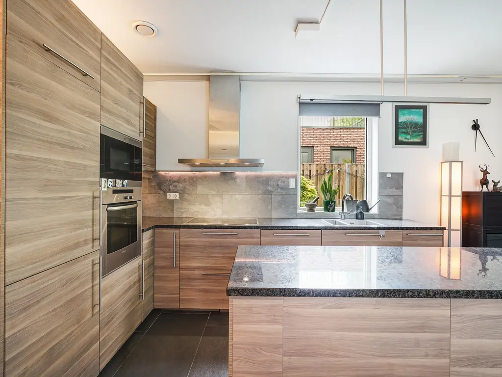Biancaland 63, Den Haag