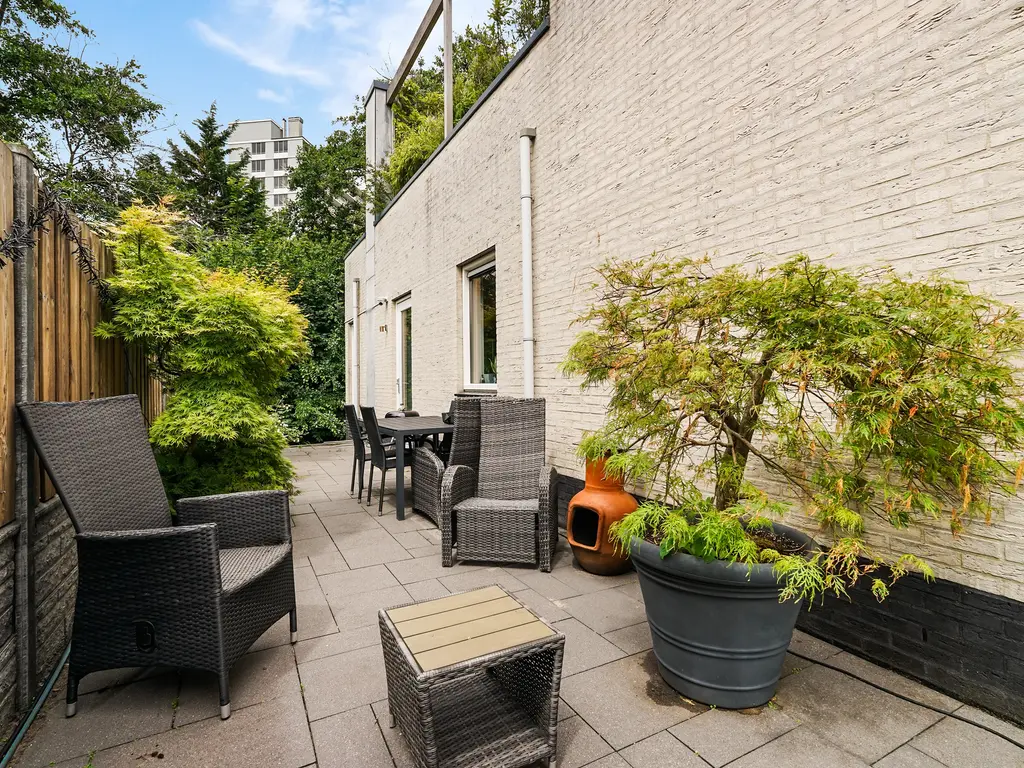 Biancaland 63, Den Haag