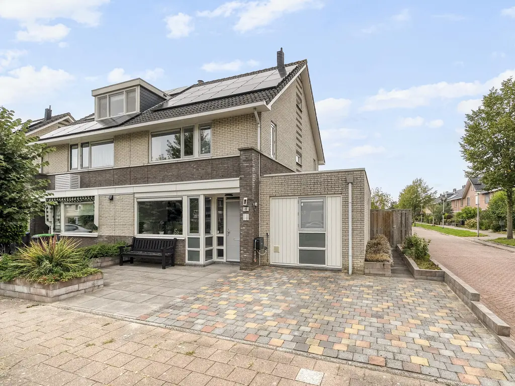 Mandenmakerij 8, BARENDRECHT