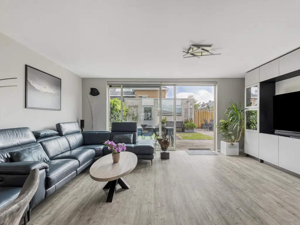 Mandenmakerij 8, BARENDRECHT