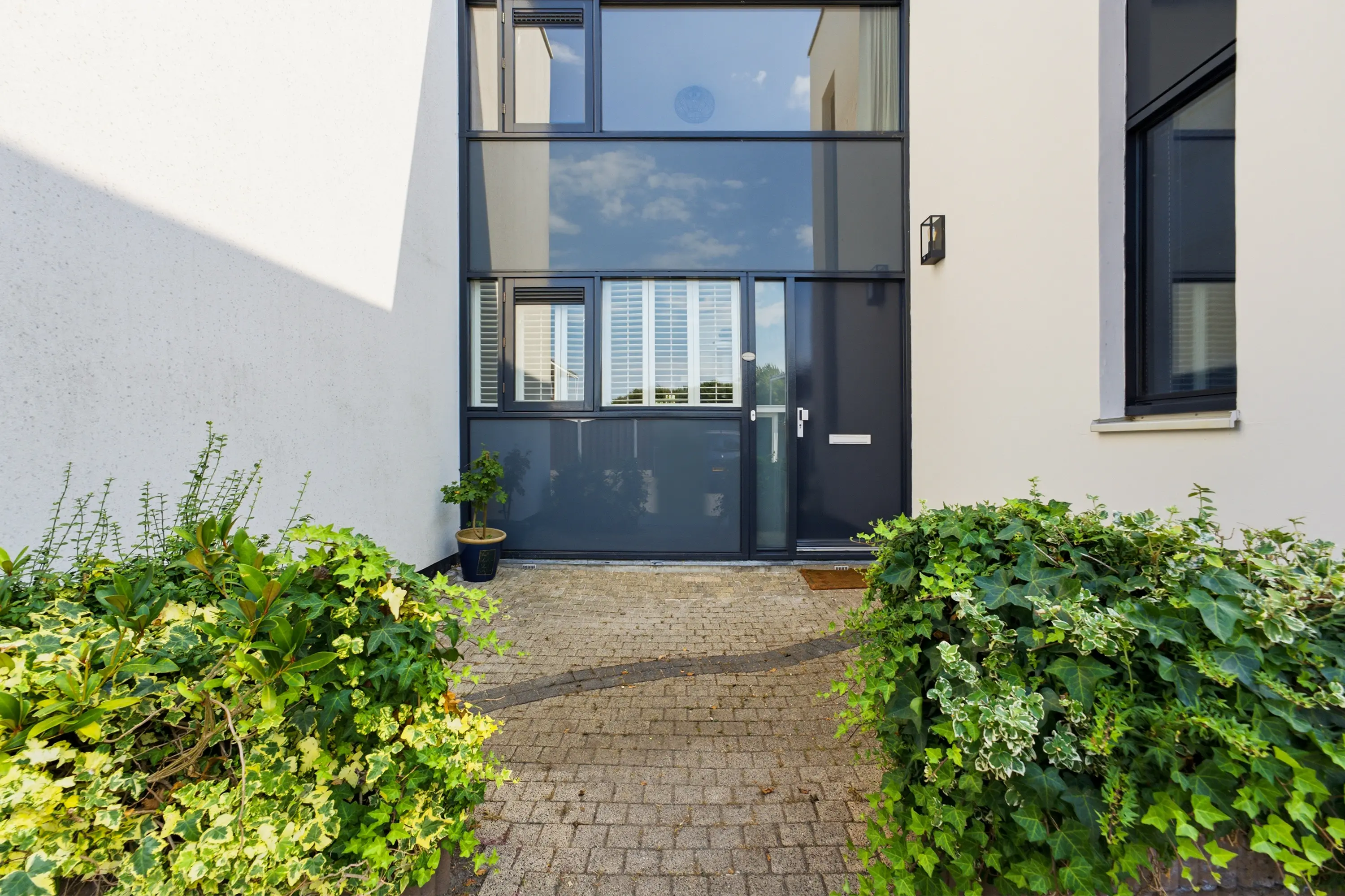 W. Plokkerstraat 36
