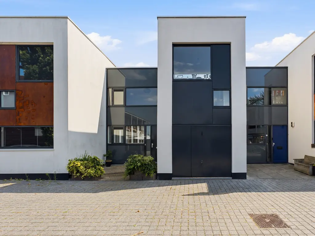 W. Plokkerstraat 36, SPIJKENISSE