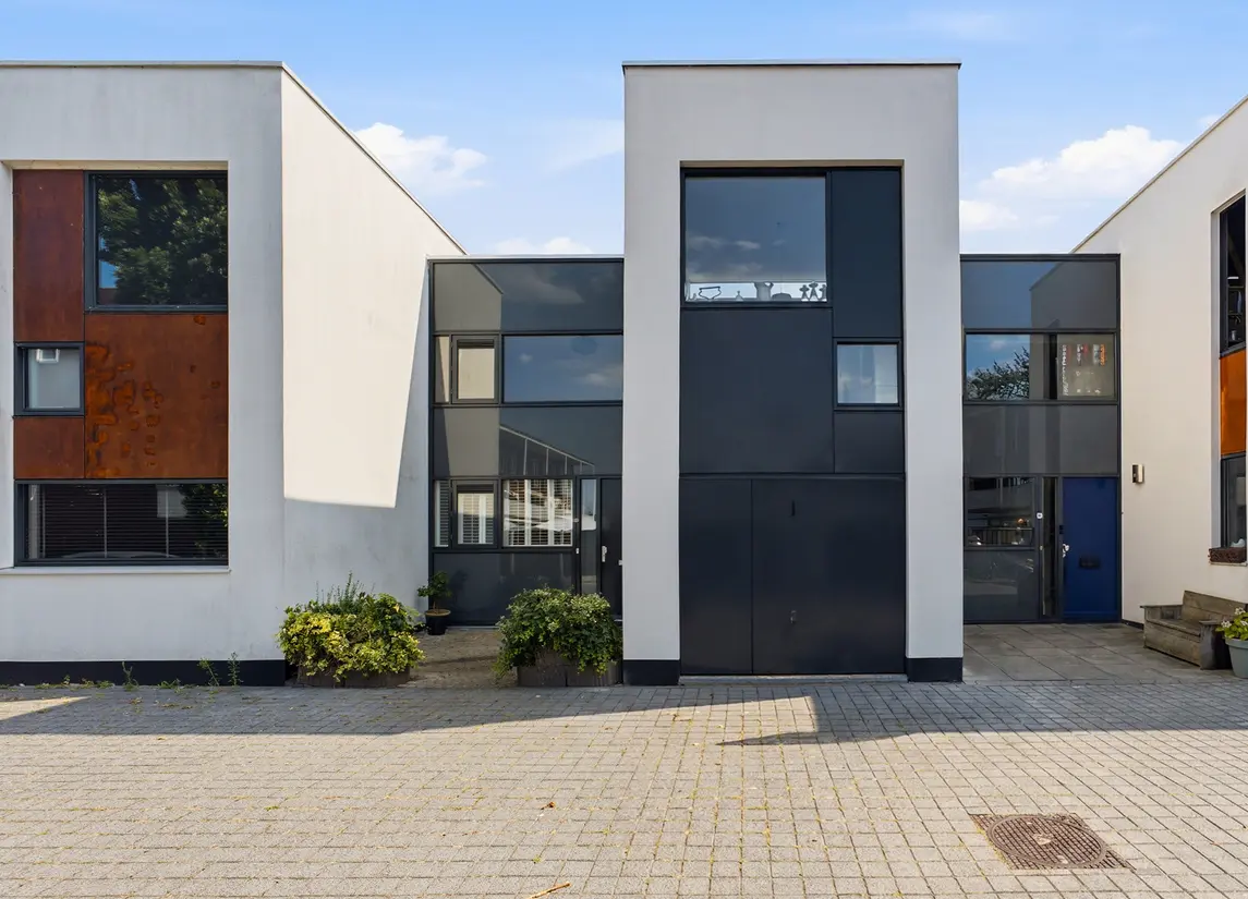W. Plokkerstraat 36