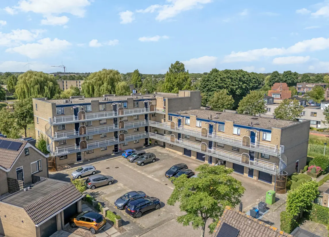 Van der Dussenvliet 51