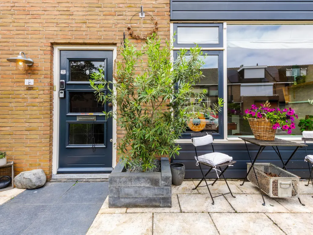 Seringenstraat 12, OUD-BEIJERLAND
