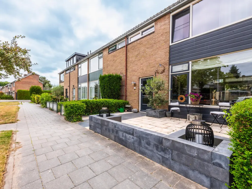 Seringenstraat 12, OUD-BEIJERLAND