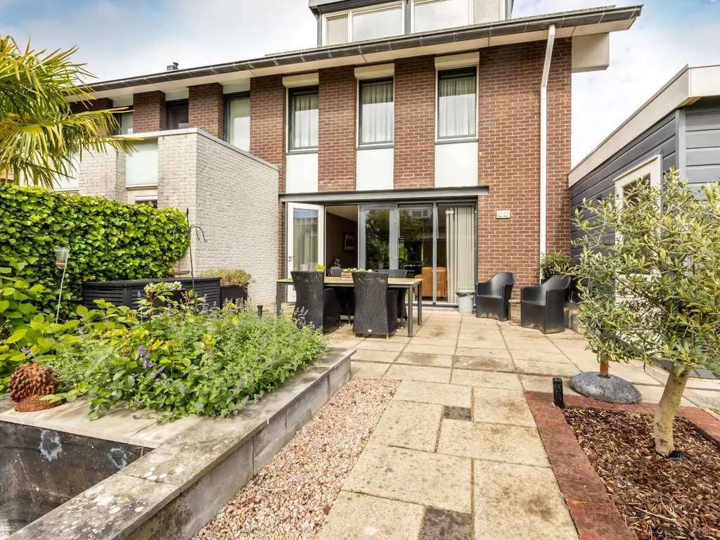 Kranenhout 47, Hoofddorp