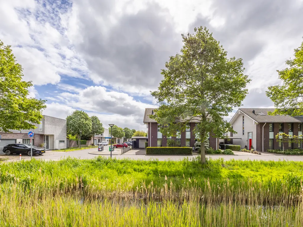 Kranenhout 47, Hoofddorp
