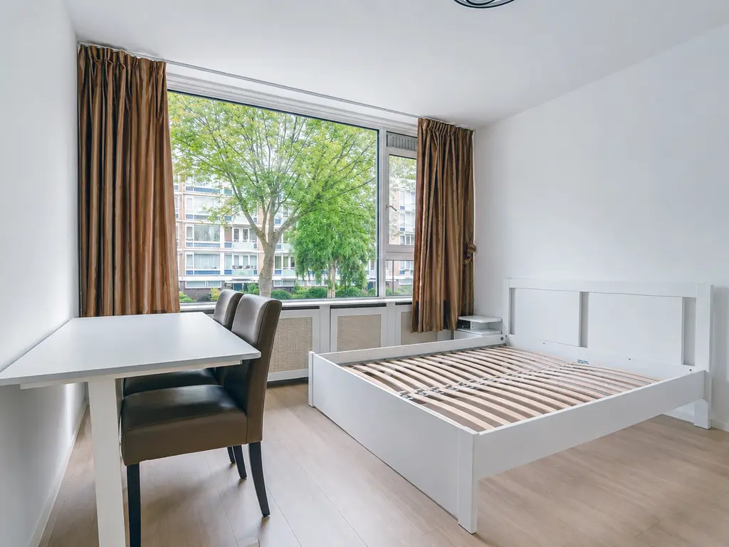 Schout Van Eijklaan 160, Leidschendam