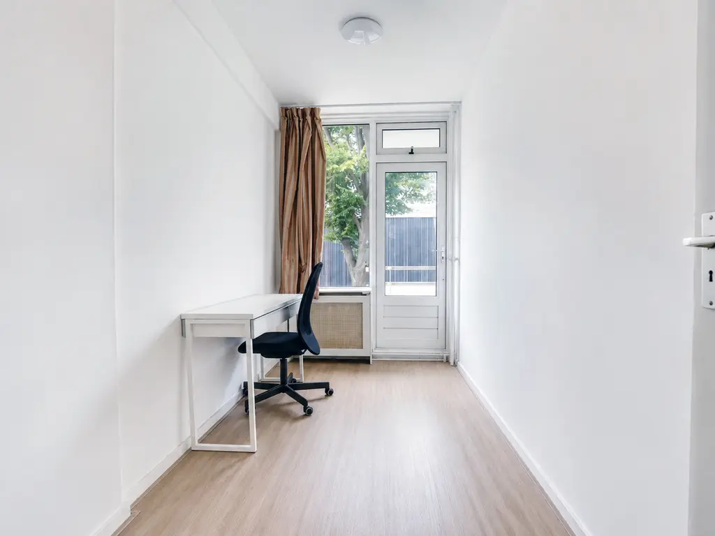Schout Van Eijklaan 160, Leidschendam