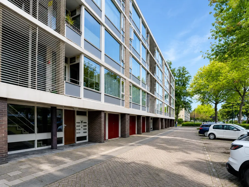 Schout Van Eijklaan 160, Leidschendam