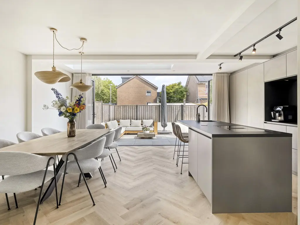 Marjoleinlaan 32, Barendrecht