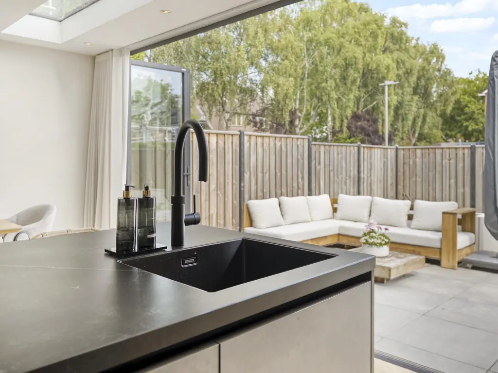 Marjoleinlaan 32, Barendrecht