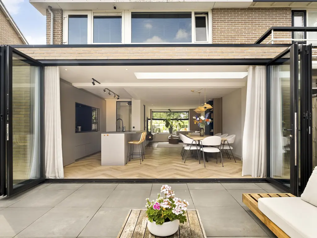 Marjoleinlaan 32, Barendrecht