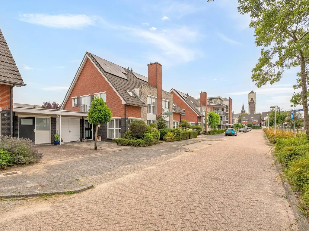 Helfrichstraat 5, Barendrecht