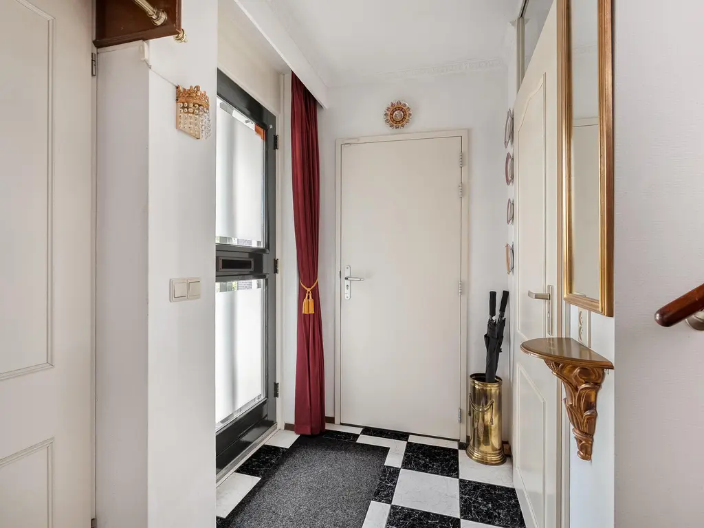 Helfrichstraat 5, Barendrecht