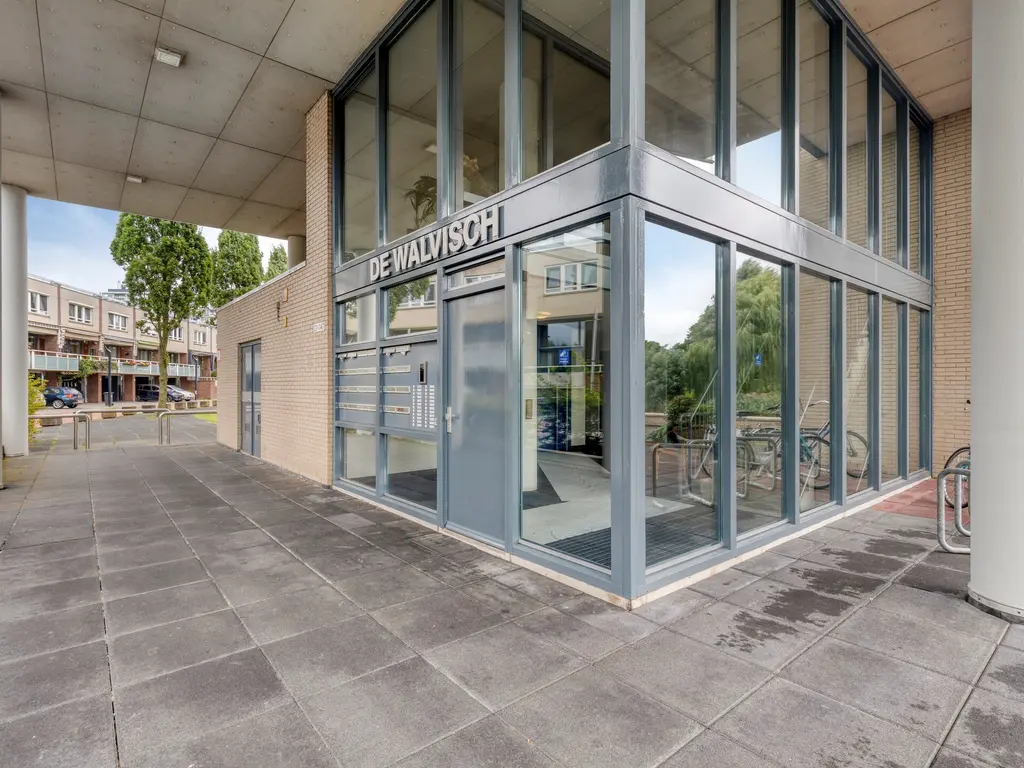 Joop den Uyllaan 111, Schiedam