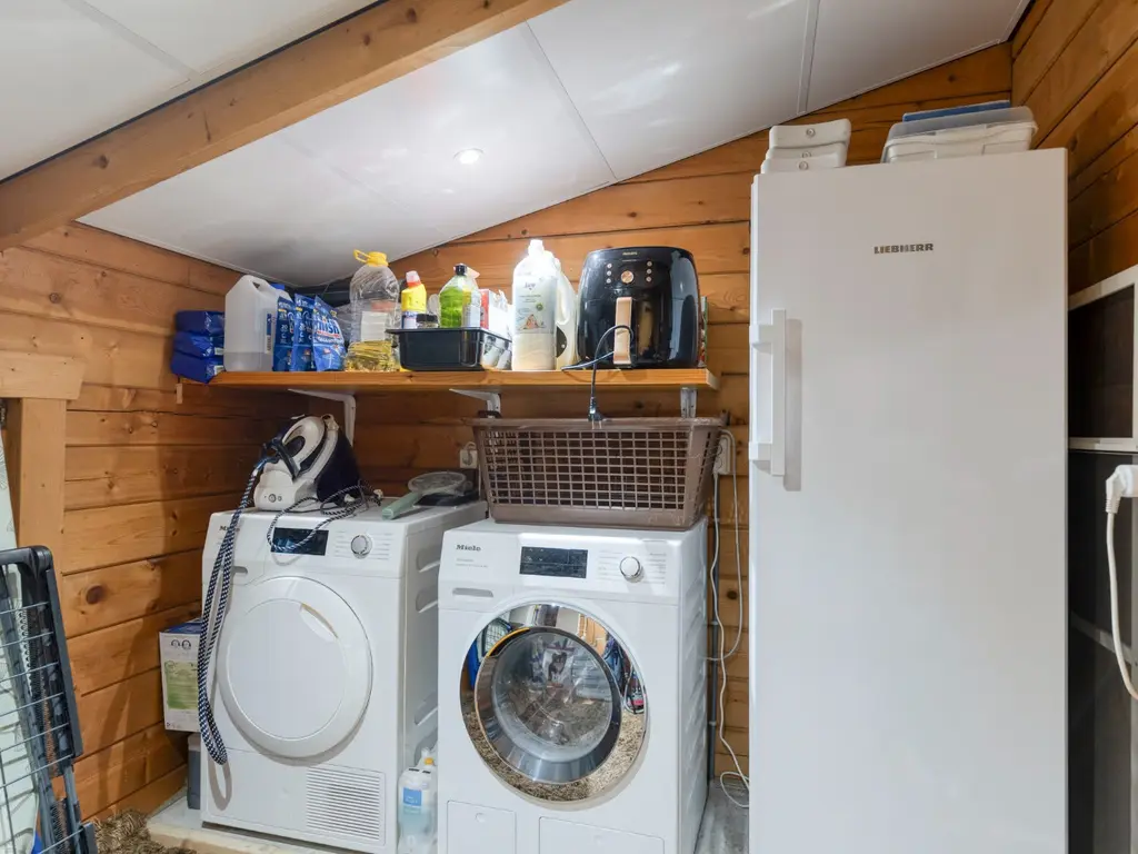 De Stille Wille 264, OOST WEST EN MIDDELBEERS