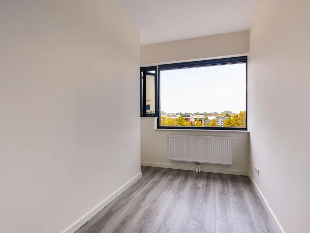Zandsteen 78, HOORN