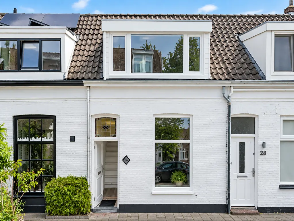 Adriaan van Altenastraat 26, DORDRECHT