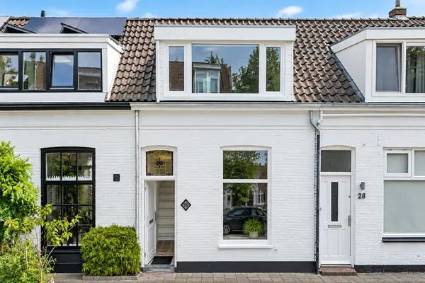 Adriaan van Altenastraat 26
