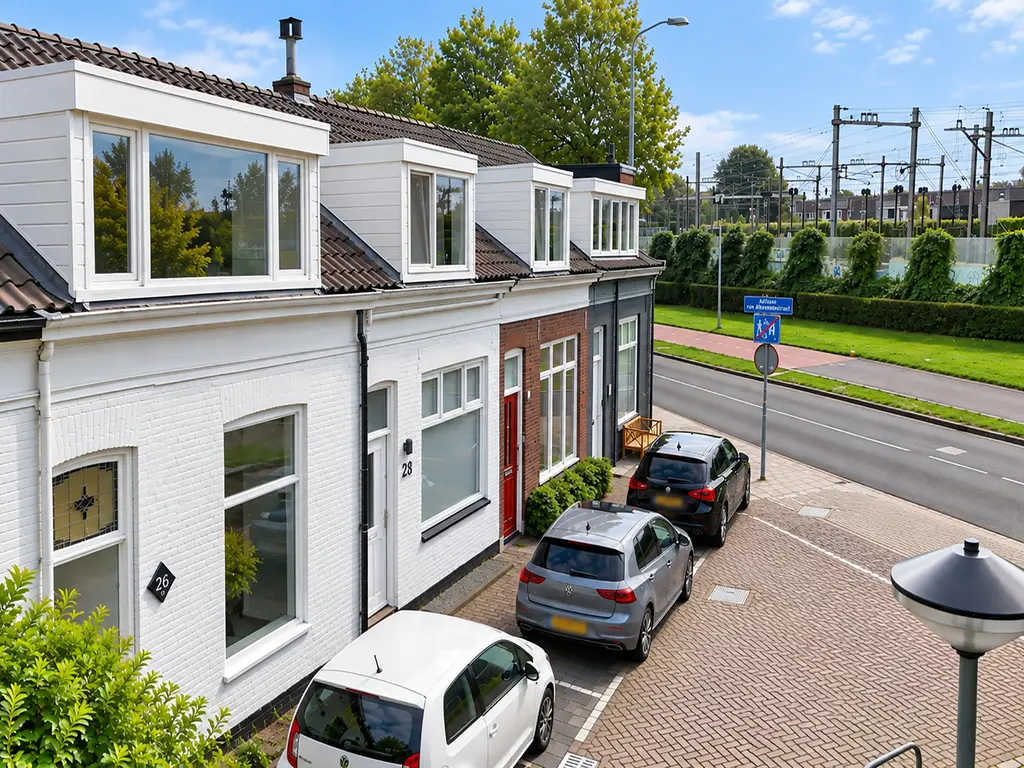 Adriaan van Altenastraat 26, DORDRECHT