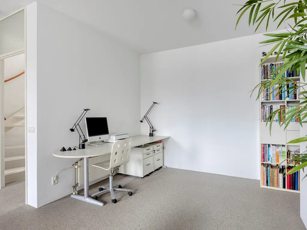 Elly Kerckhoffskade 12, Leiden