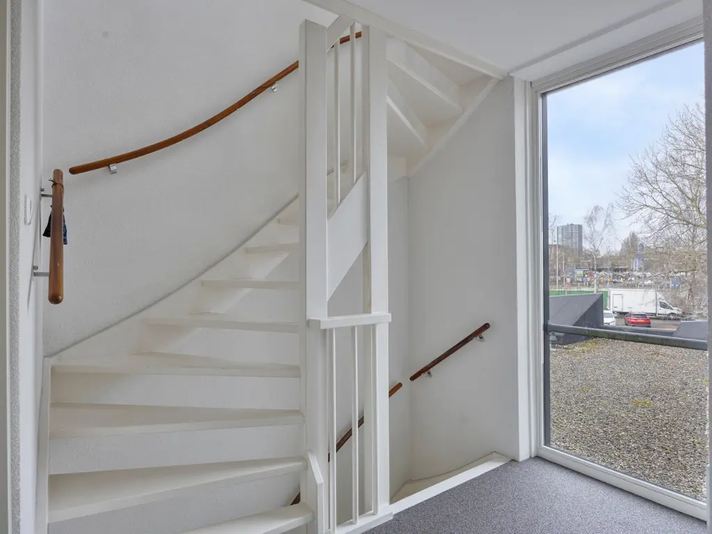 Elly Kerckhoffskade 12, Leiden