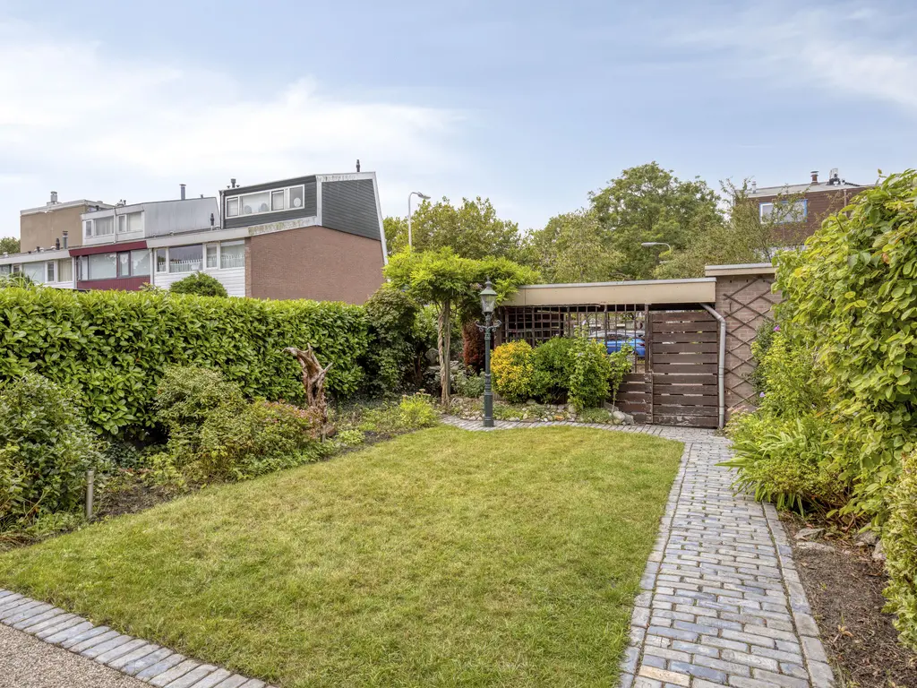 Meidoorn 36, Naaldwijk